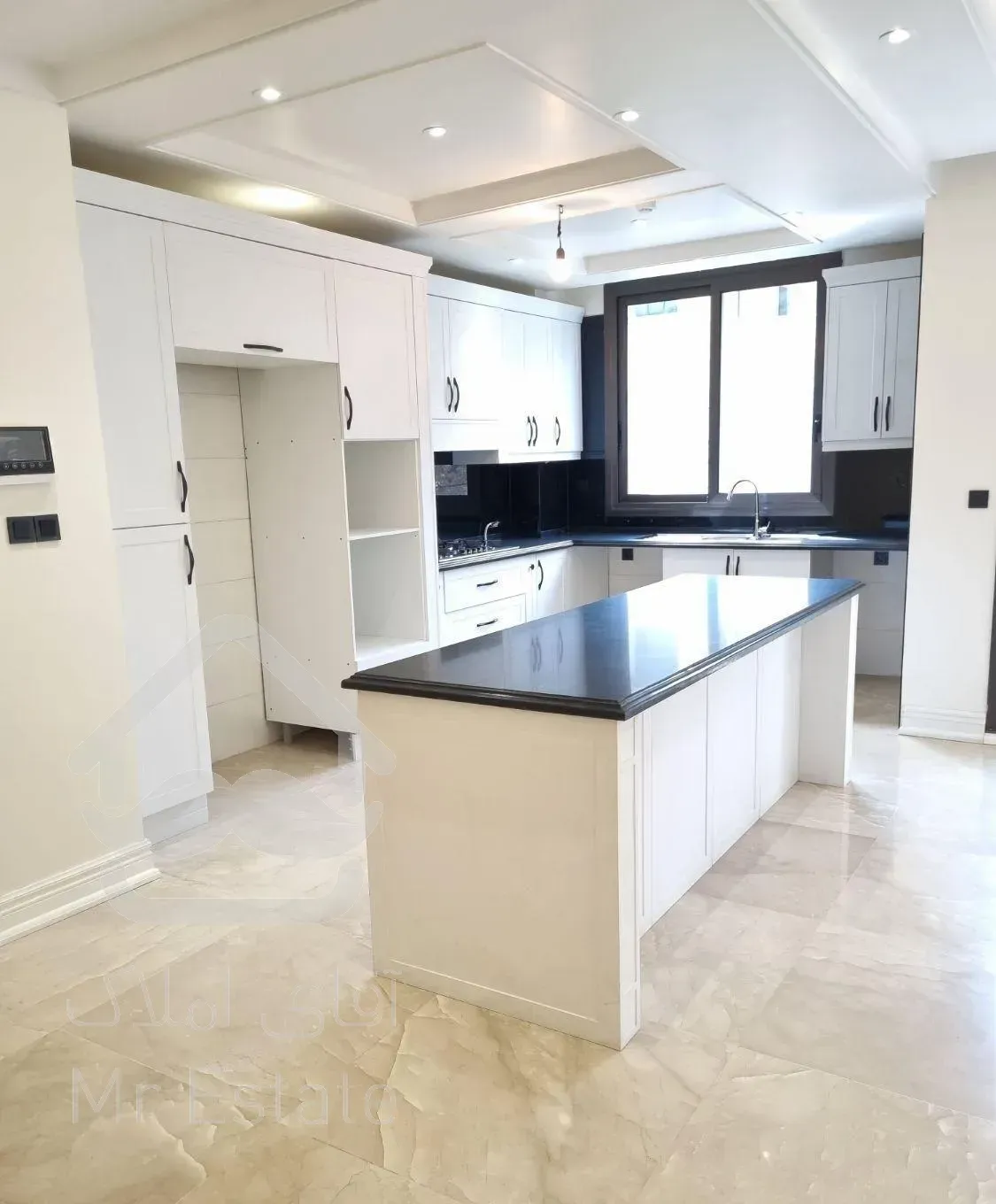 فروش آپارتمان ۱۴۵ متری ۳ خوابه در آپادانا