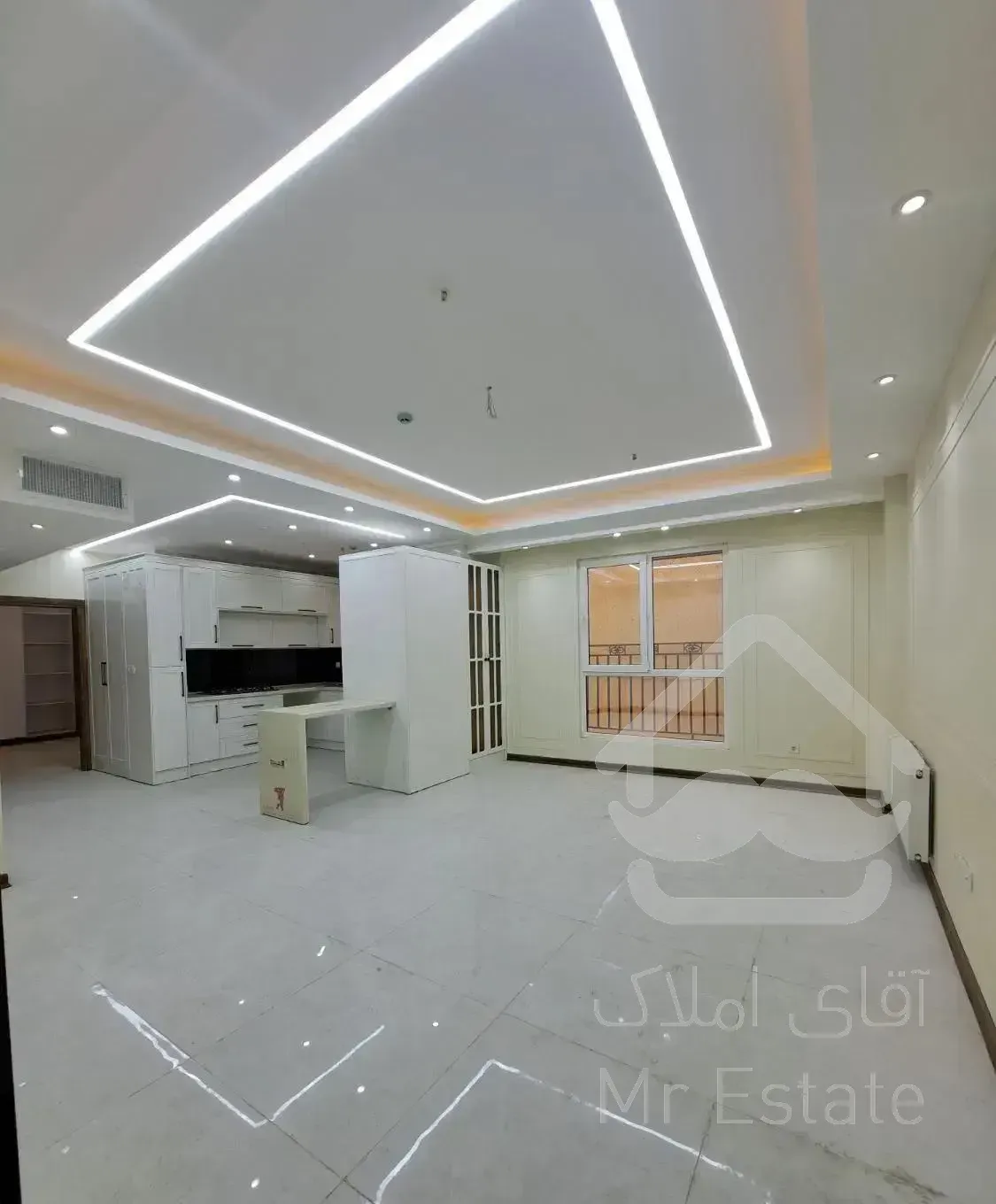 آپارتمان ۱۰۰ متری سه خواب مستر