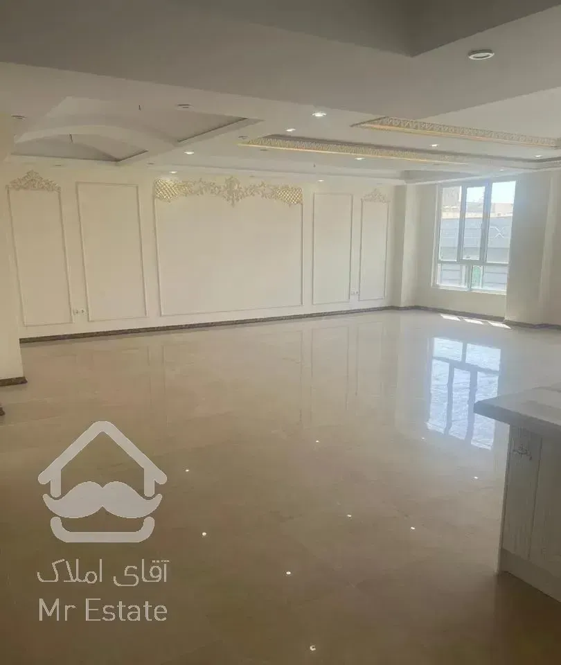 ۲۵۰ متر ۳ خواب کلید نخورده دریاچه چیتگر