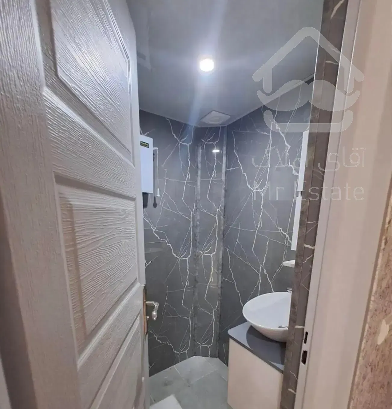 مرزداران/۱۲۰متر/۳خواب/طبقه۵/بدون مشرف