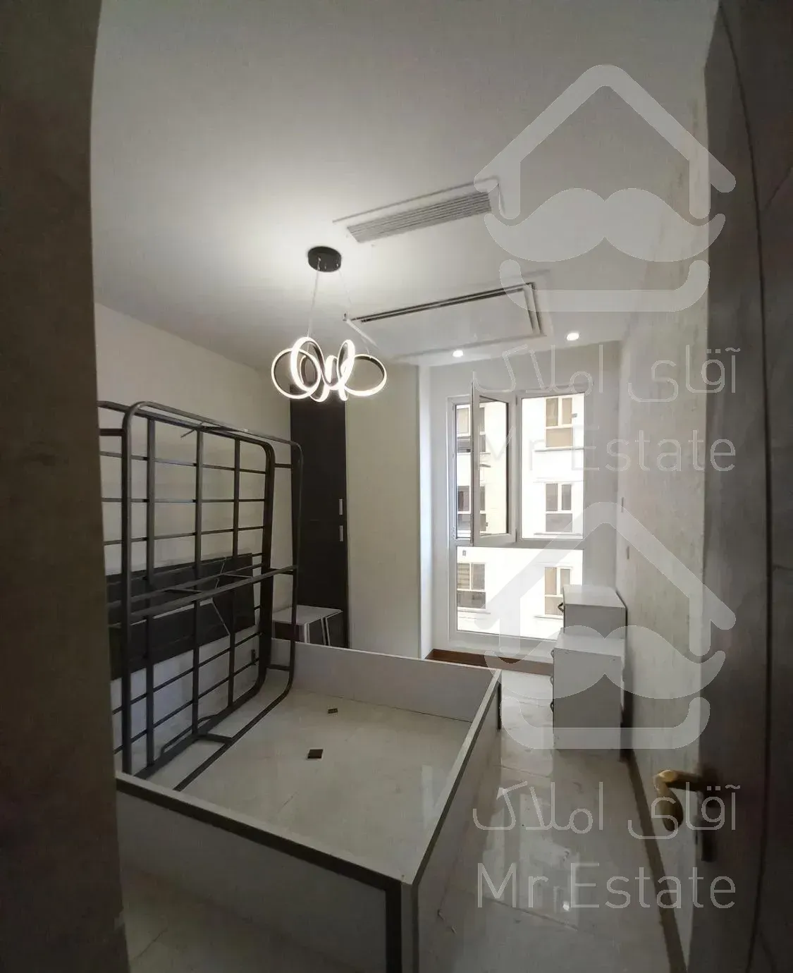 آپارتمان/183 متر/3 خواب مستر