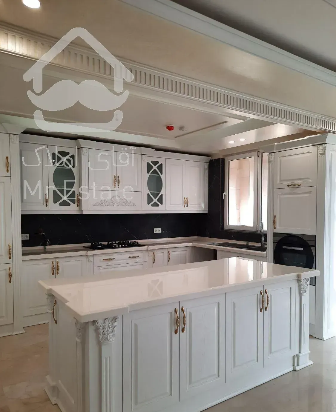 ساقدوش ۲۲۰ متر۳ خواب تکـواحدی (با ۴ پارکینگ )