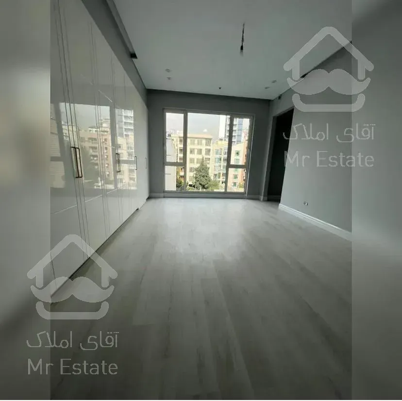 رهن و اجاره آپارتمان ٢٨٠ متری نیاوران