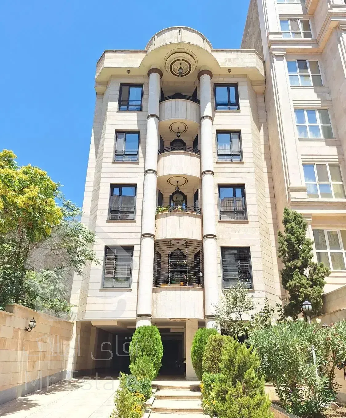 ۱۳۰ متر ۲ خواب تخلیه فول امکانات عظیمیه ((فرشته))