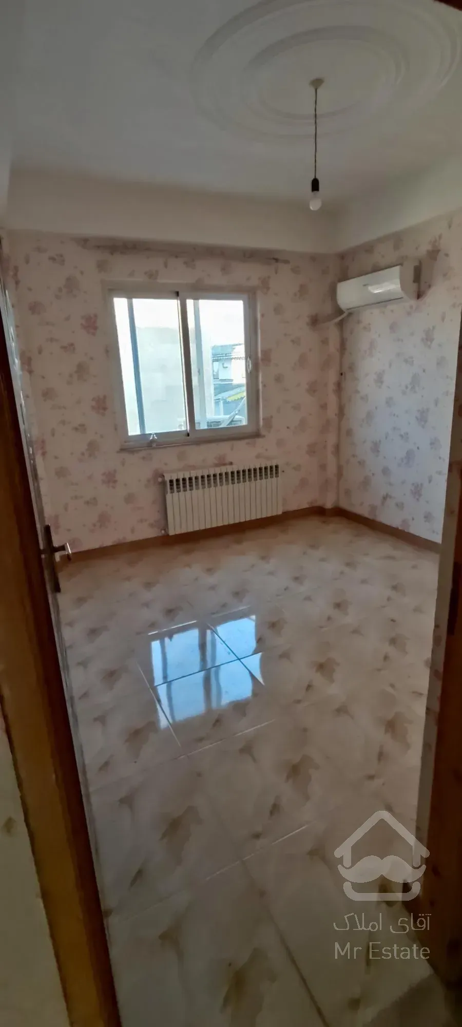 فروش آپارتمان بسیار تمیز واقع در مرکز شهر رودسر