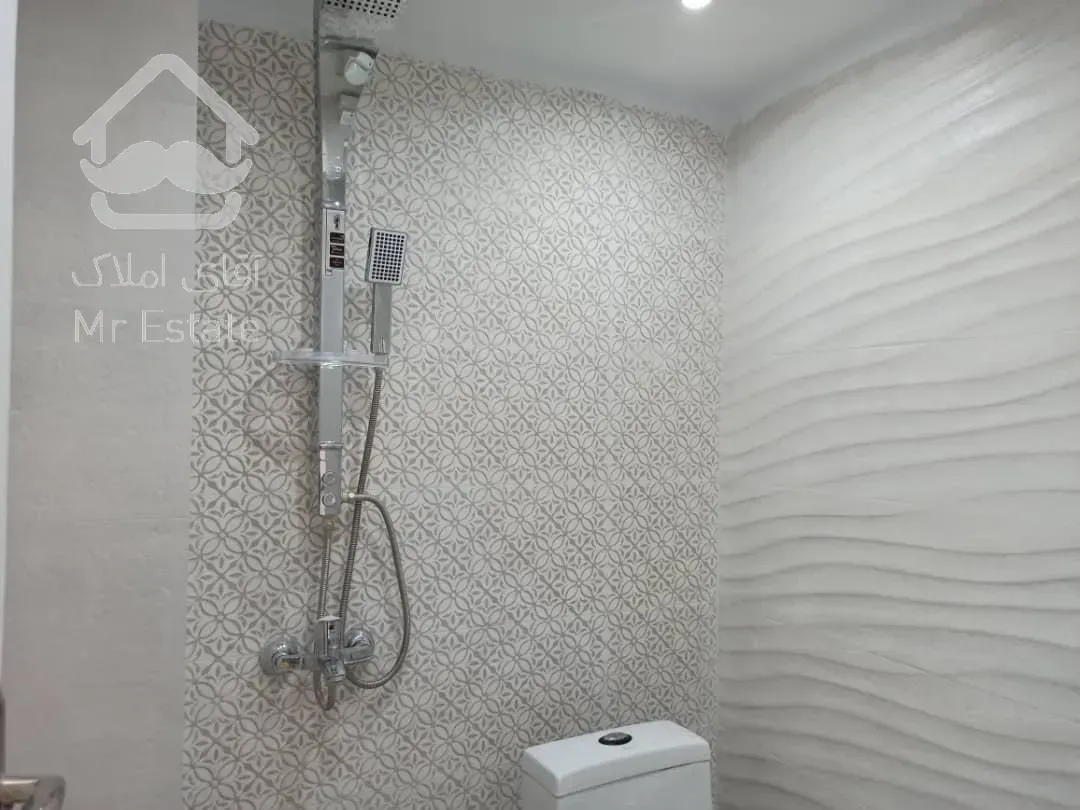 واحد ۸۳ متری . دو خواب . فول امکانات