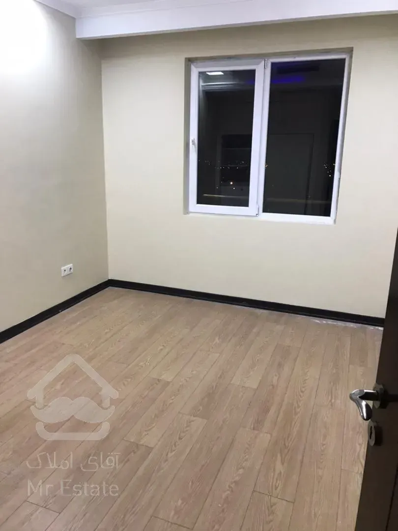 اجاره واحد ۱۳۰ متری برج پارسیا