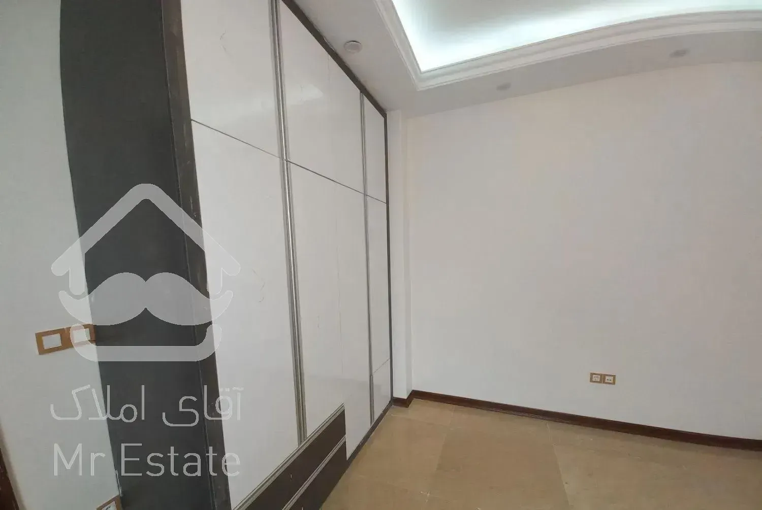 آپارتمان،۱۳۵متر،سه خواب