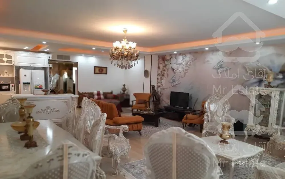 ١٣٥ متر /سه خوابه//شهرک چیتگر