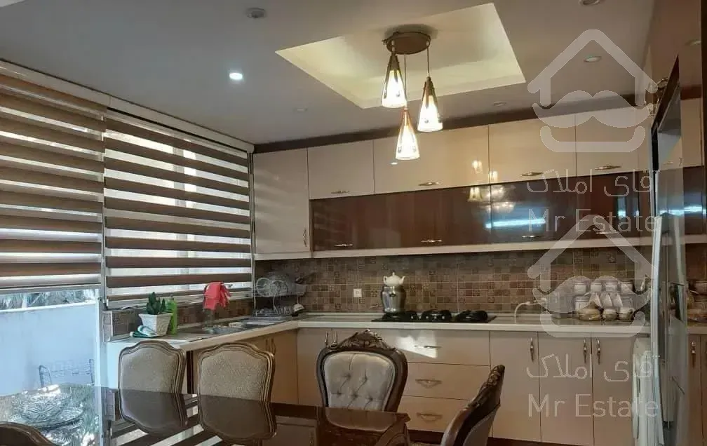 ۱۶۰ متر فول / ۳ خواب / سجاد مناسب جهیزیه