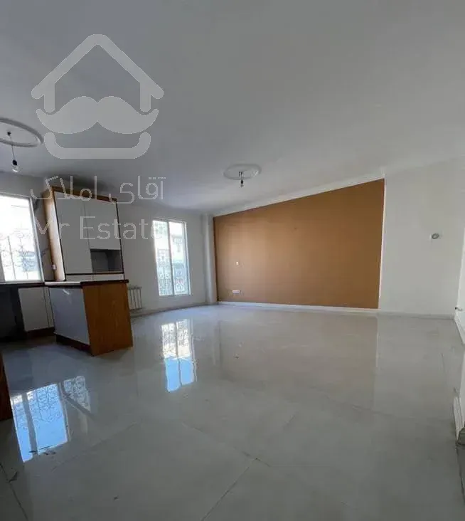 ۹۳متر/تکواحدی/سالن پرده خور رو به جنوب