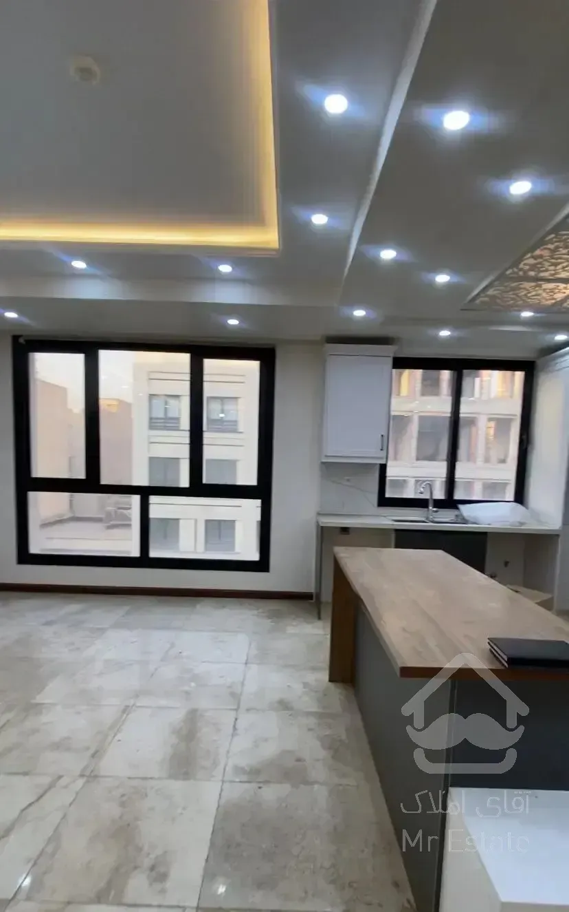 ۱۱۵ متر ۲ خواب/لوکس نوساز / شمال شهرآرا