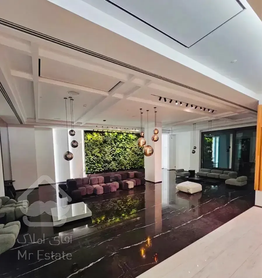 نیاوران130متر فروشنده بشدت پول لازم