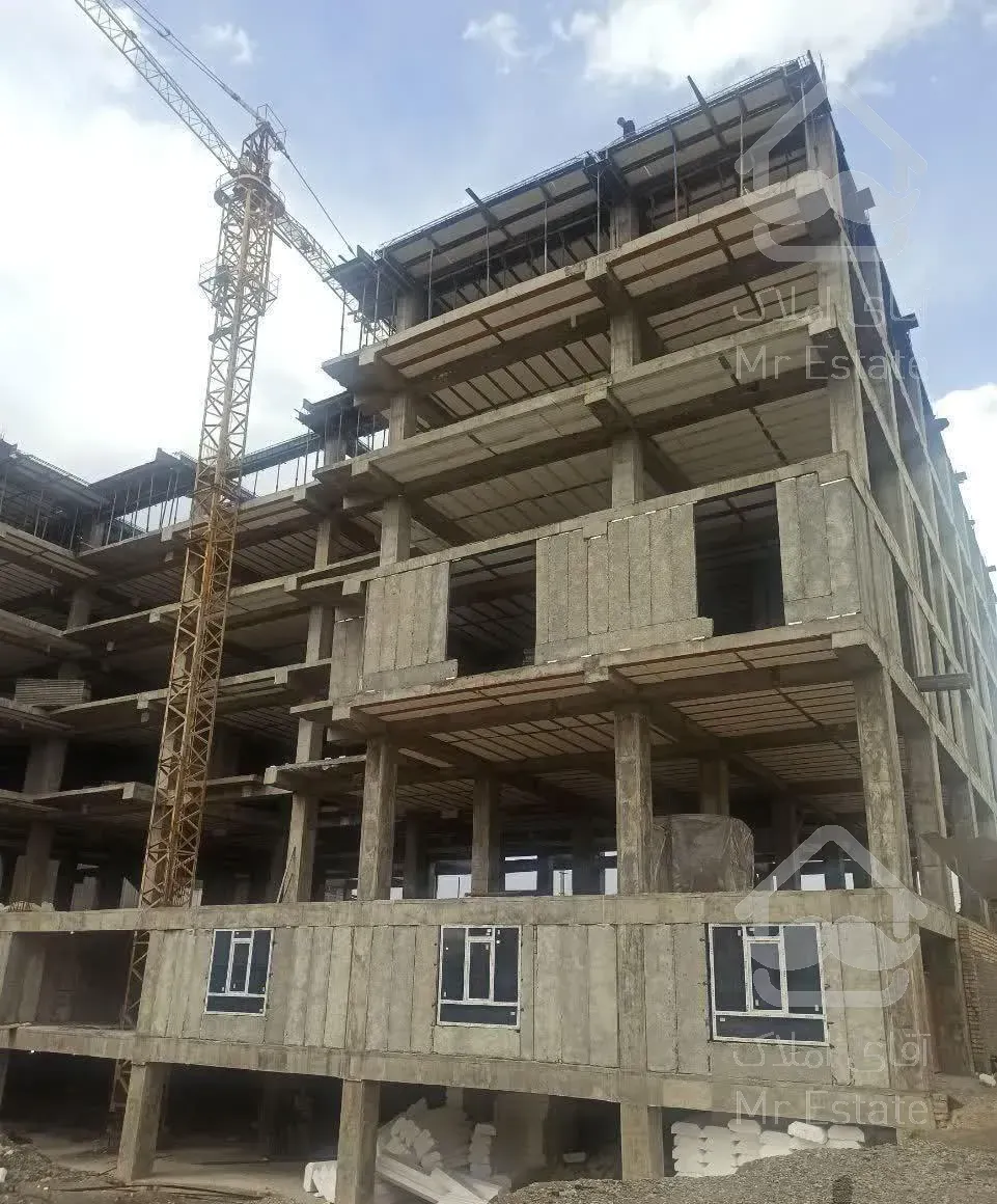 اجرای اسکلت بتنی بصورت تهاتری از واحد‌های پروژه