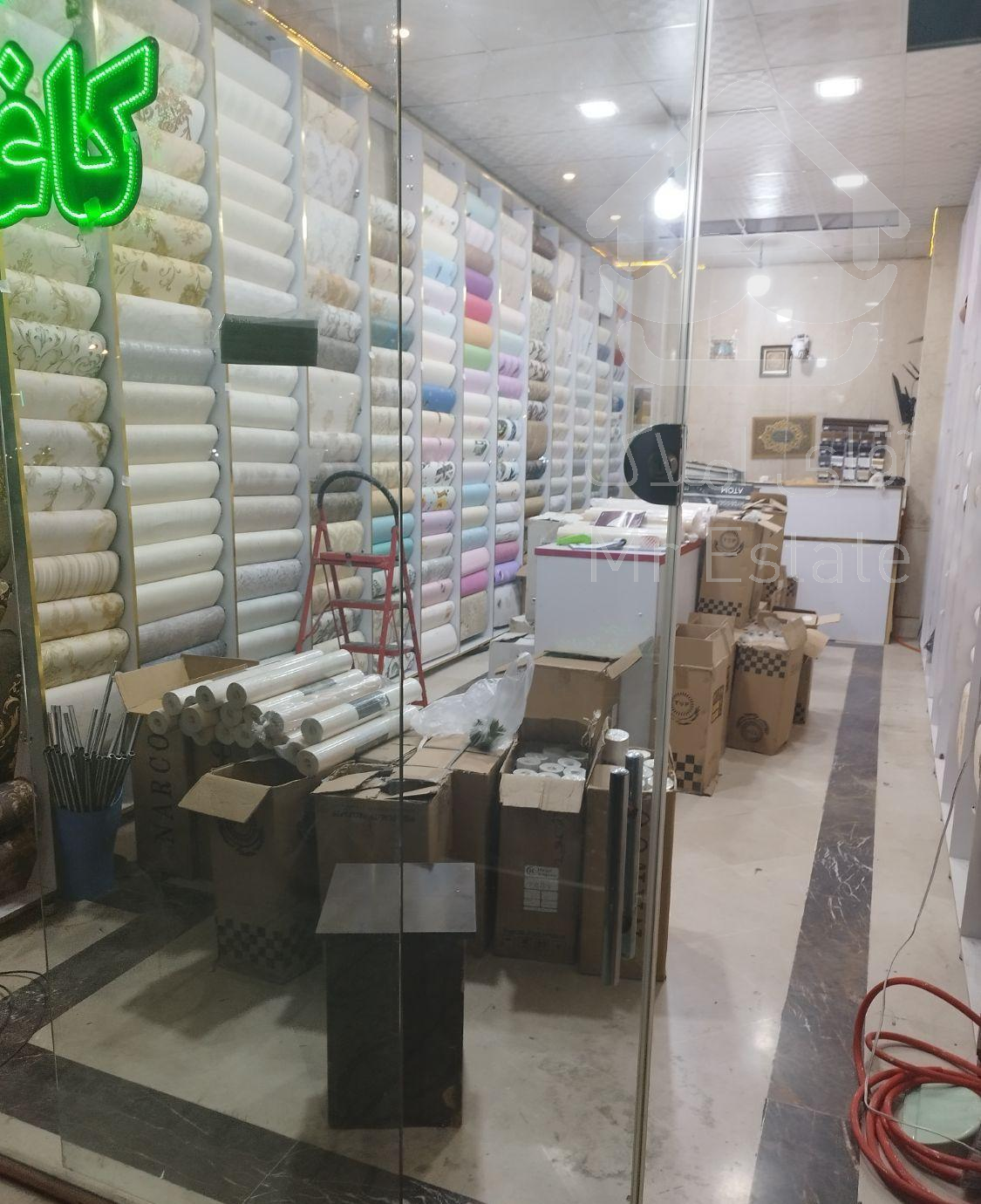 مرکز فروش کاغذ دیواری با ۱۲شعبه فعال شعبه تهرانسر