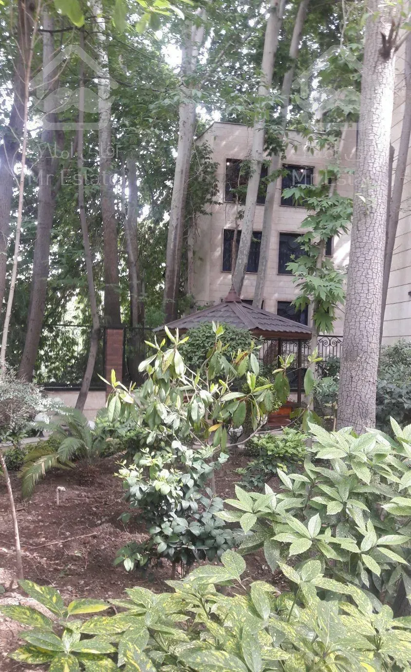 ۸۵متری برج باغ آرامش