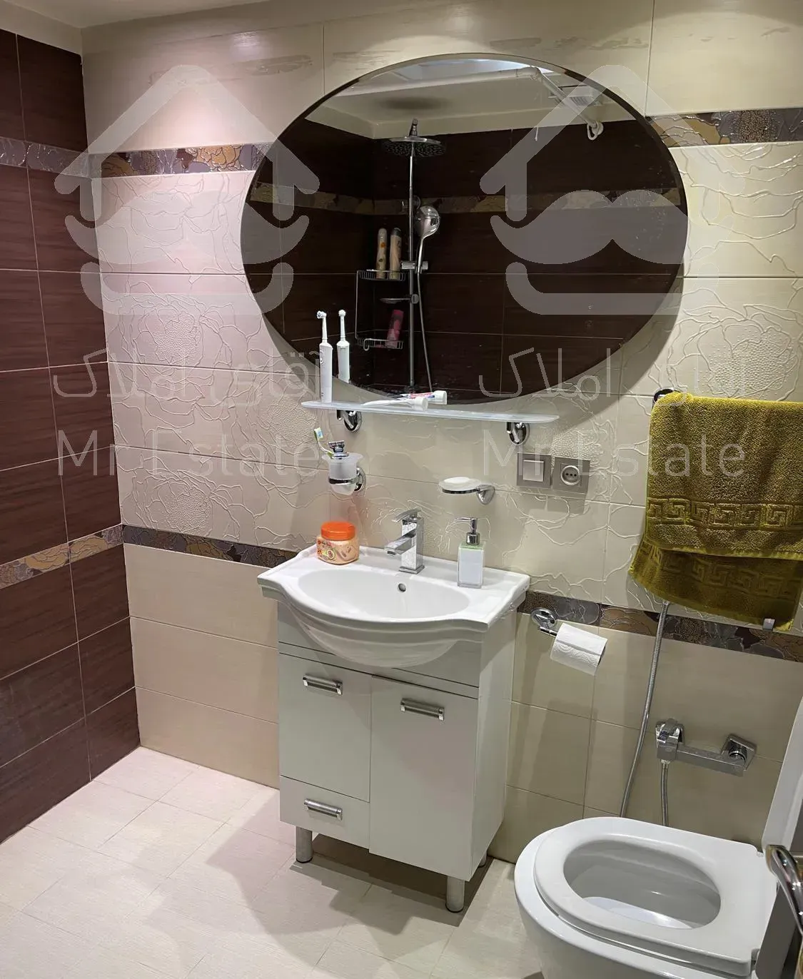 آپارتمان ۱۳۵ متر دو خواب غرق در نور