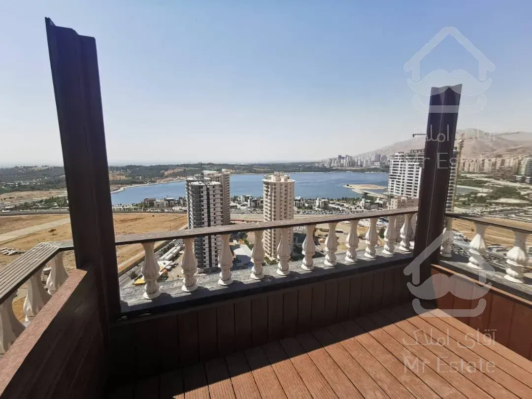 پنت هاوس ۳۰۰متری باویوی ابدی دریاچه وجنگل