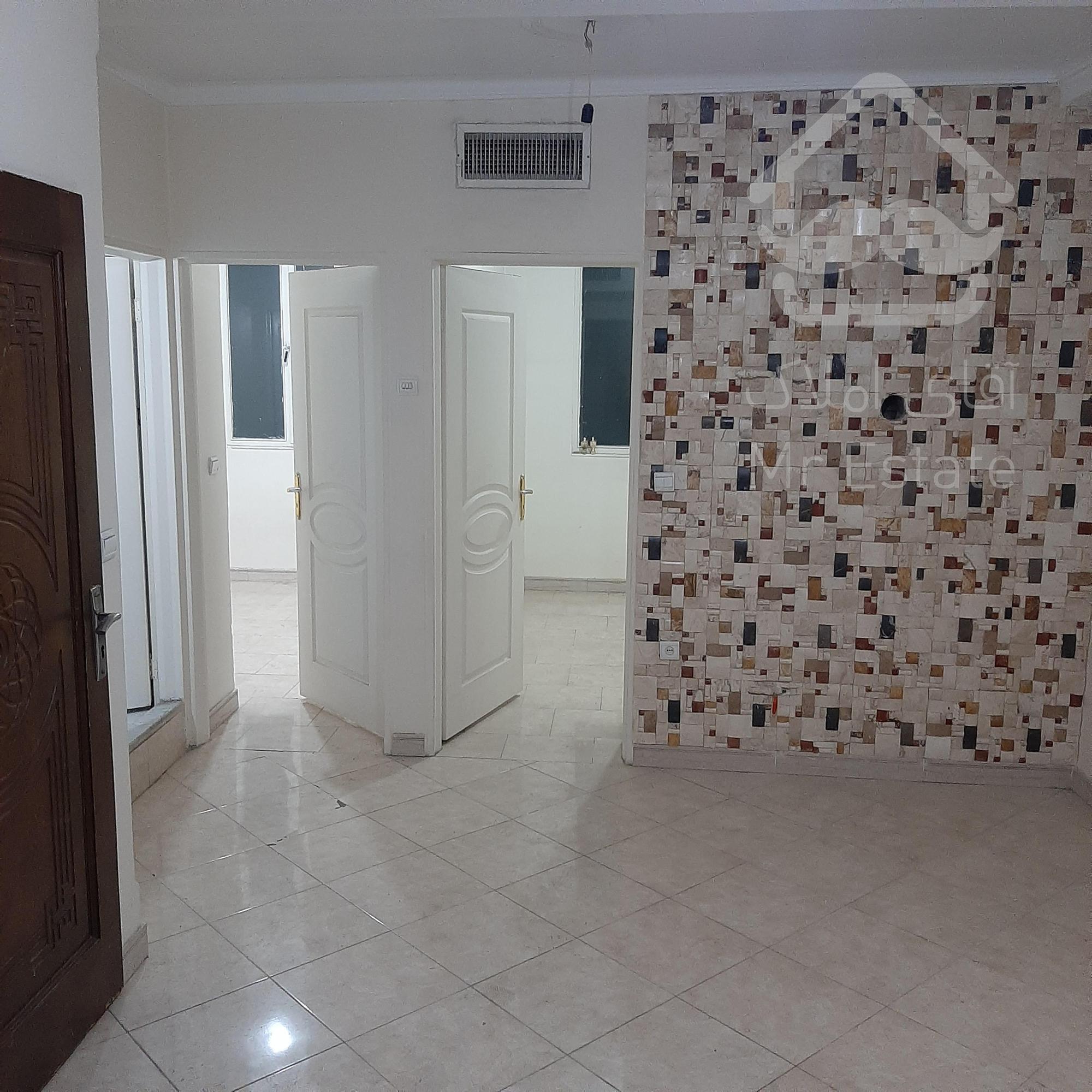 ۵۶متر طبقه اول،تکواحدی/ رودکی