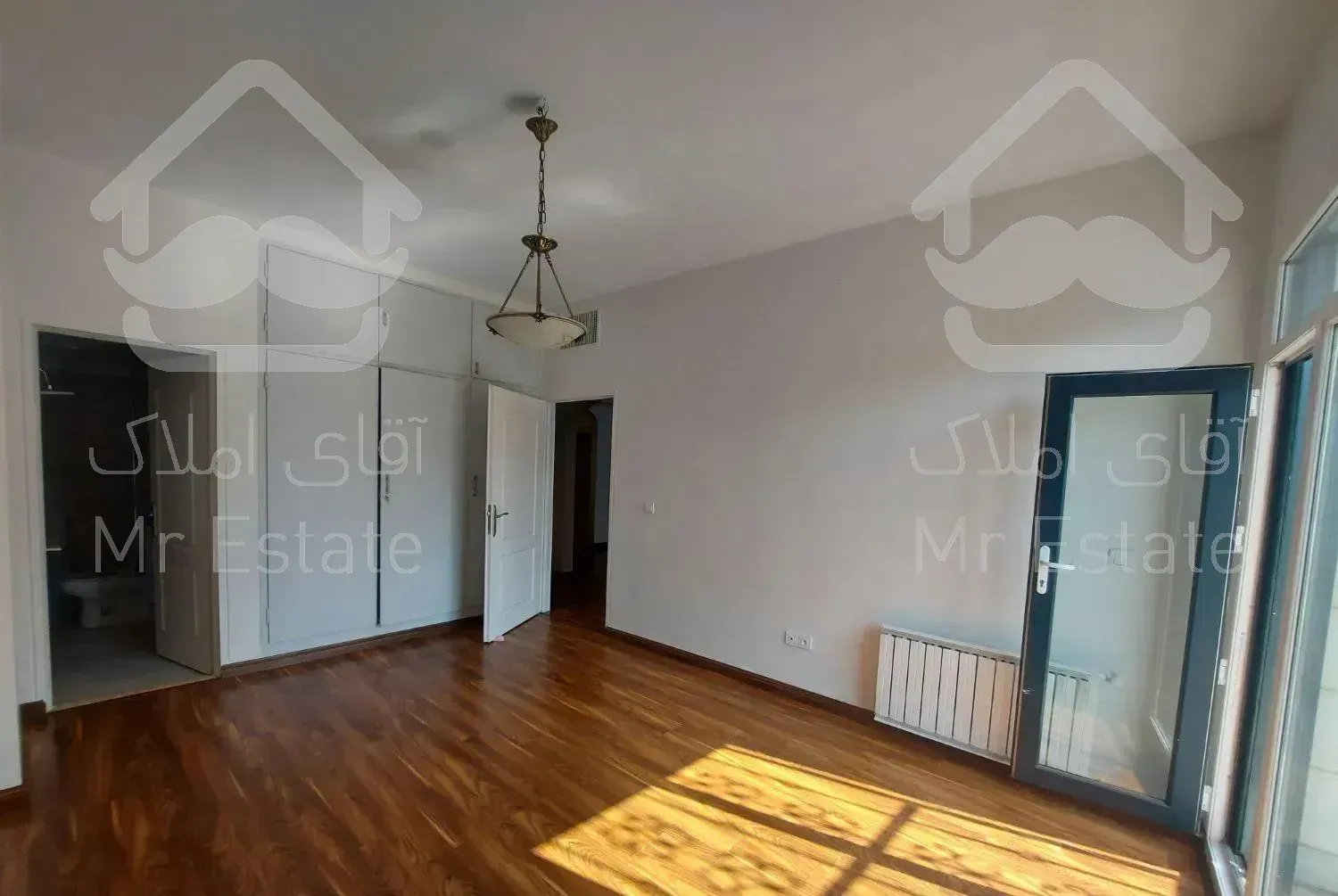 هروی محدوده عقیلی/۱۷۱متر ۳خواب/۲جهت نور/دنج