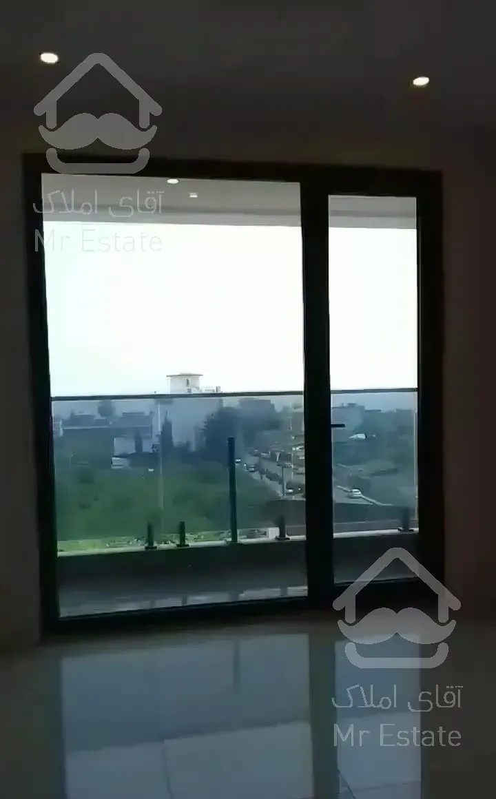 رهن واحد ۱۲۵ متری کلید نخورده ( برج فول مشاعات )