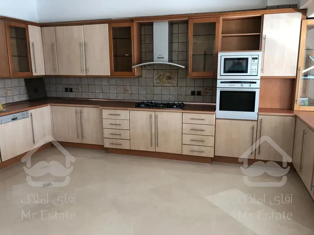 رهن آپارتمان 200متری 3خواب اقدسیه