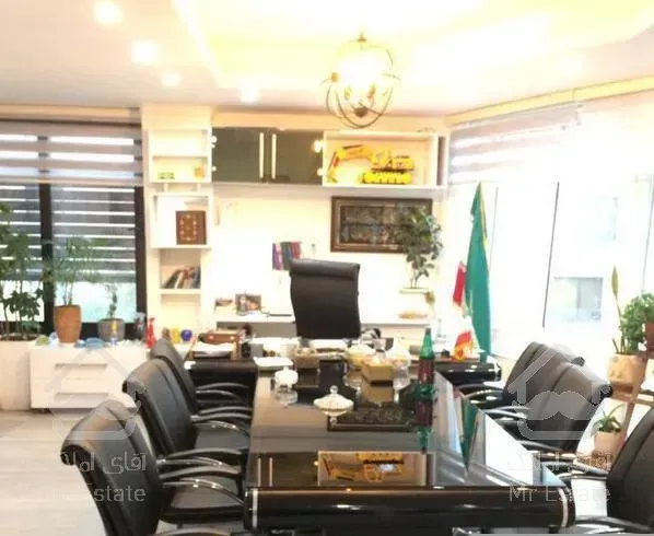 سعادت آباد 120 متر اداری صرافها جنوبی