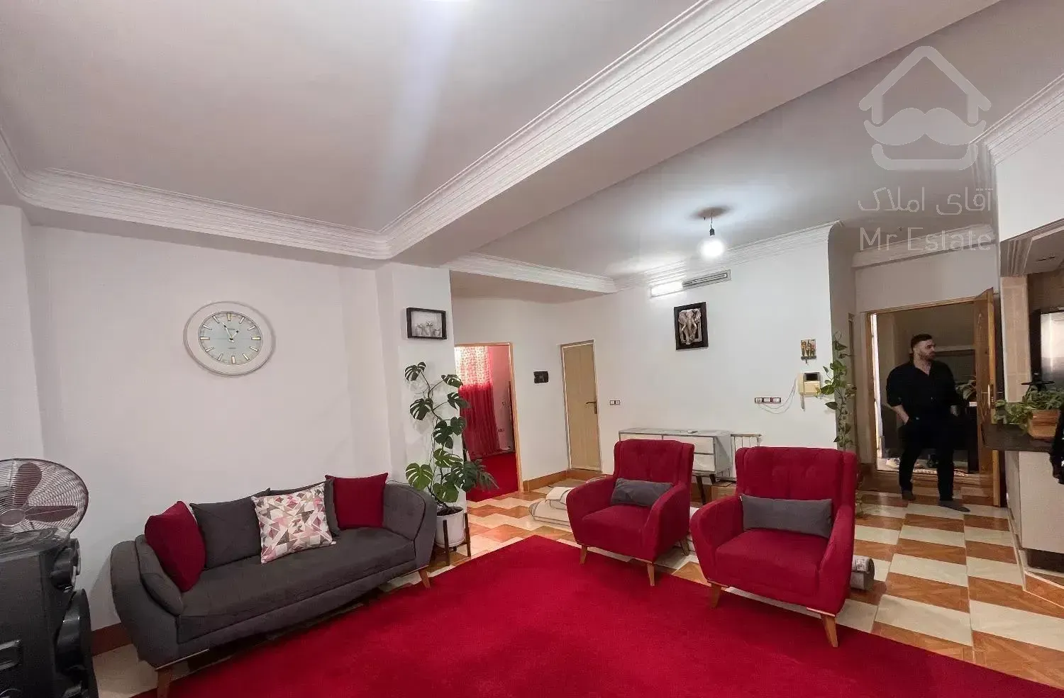 رهن کامل ۹۰ متری آسانسوردار/ خیابان تهران طالقانی