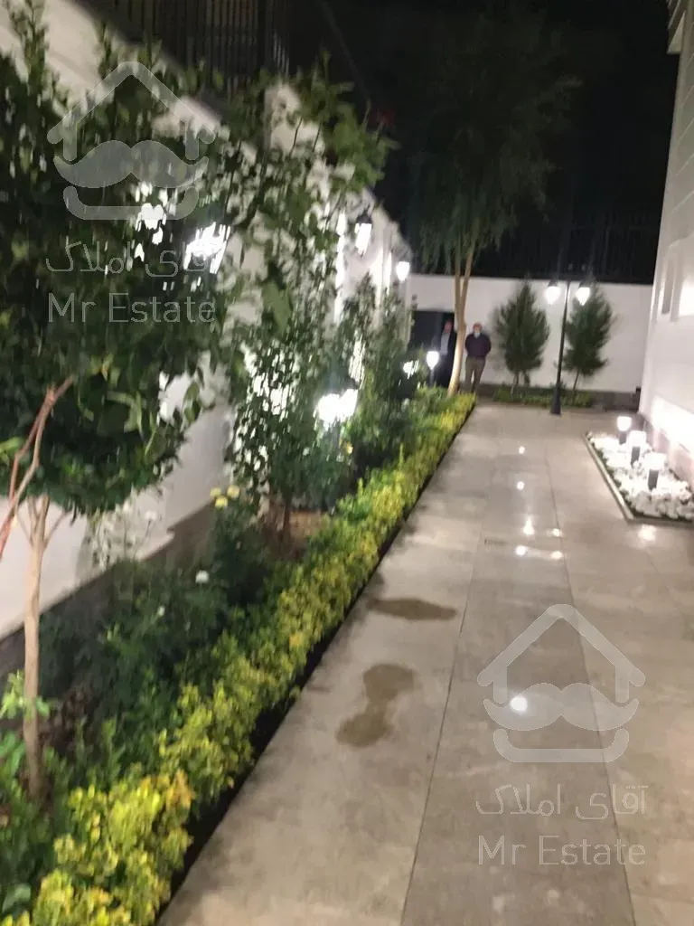 فروش ویلای ۸۹۰ متری دوبلکس کلاسیک شهرک غرب فول مشاعات