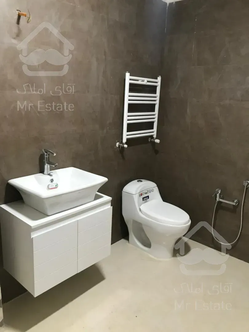 200 متری شهرک لاله