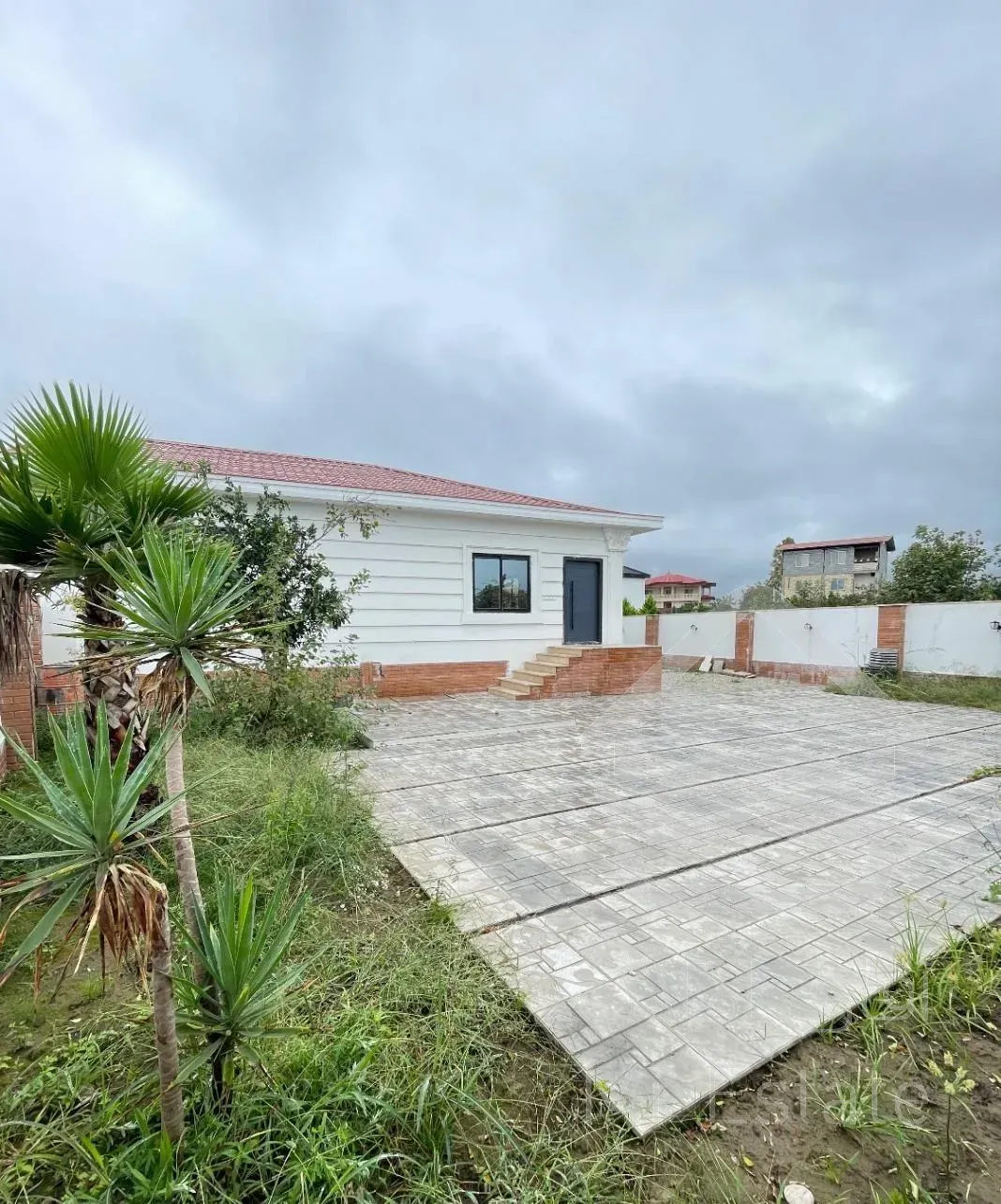 ۴۳۰ متر زمین ۱۷۵ متر بنا سند ششدانگ تنکابن