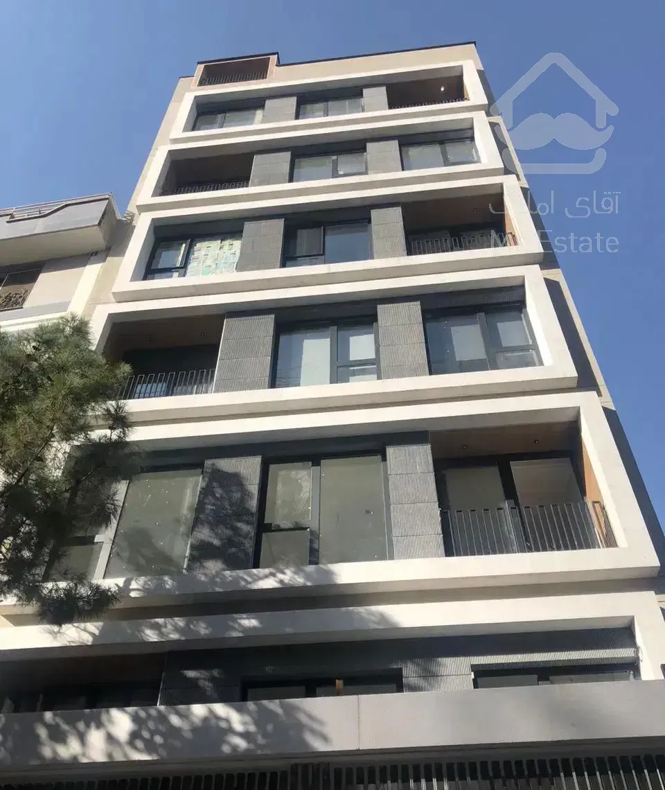 ۱۵۲ متر مدرن نوساز /تکواحدی طبقه اخر