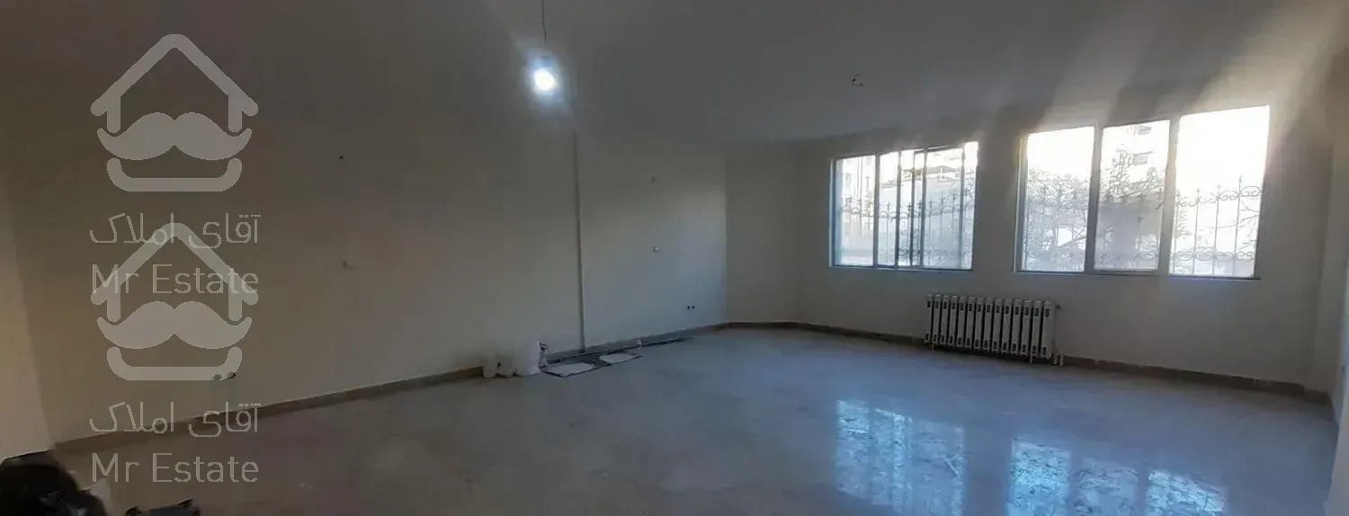 آپارتمان ۱۸۰ متری سه خوابه