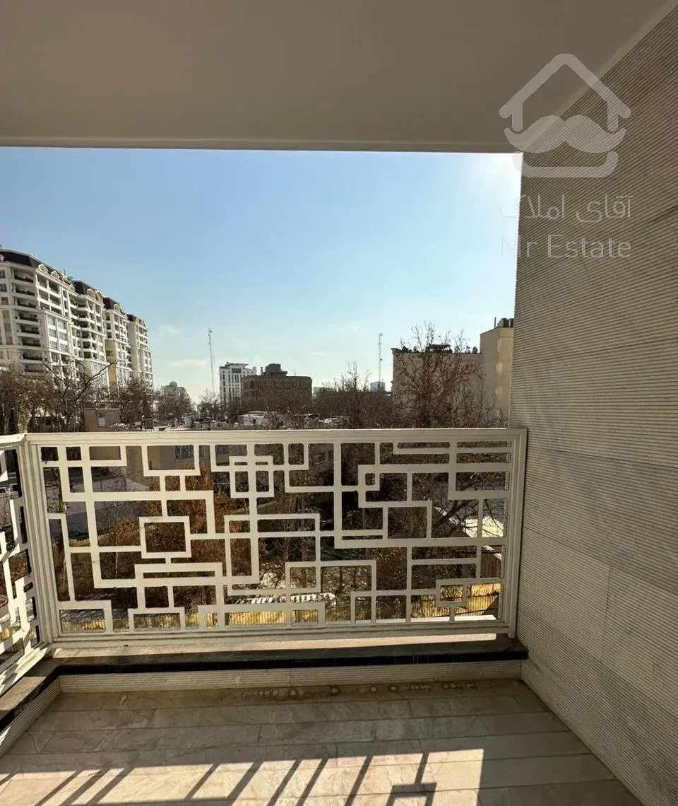 172 مـتـر در محـمودیـه / مشاعات فعال / مـدرن