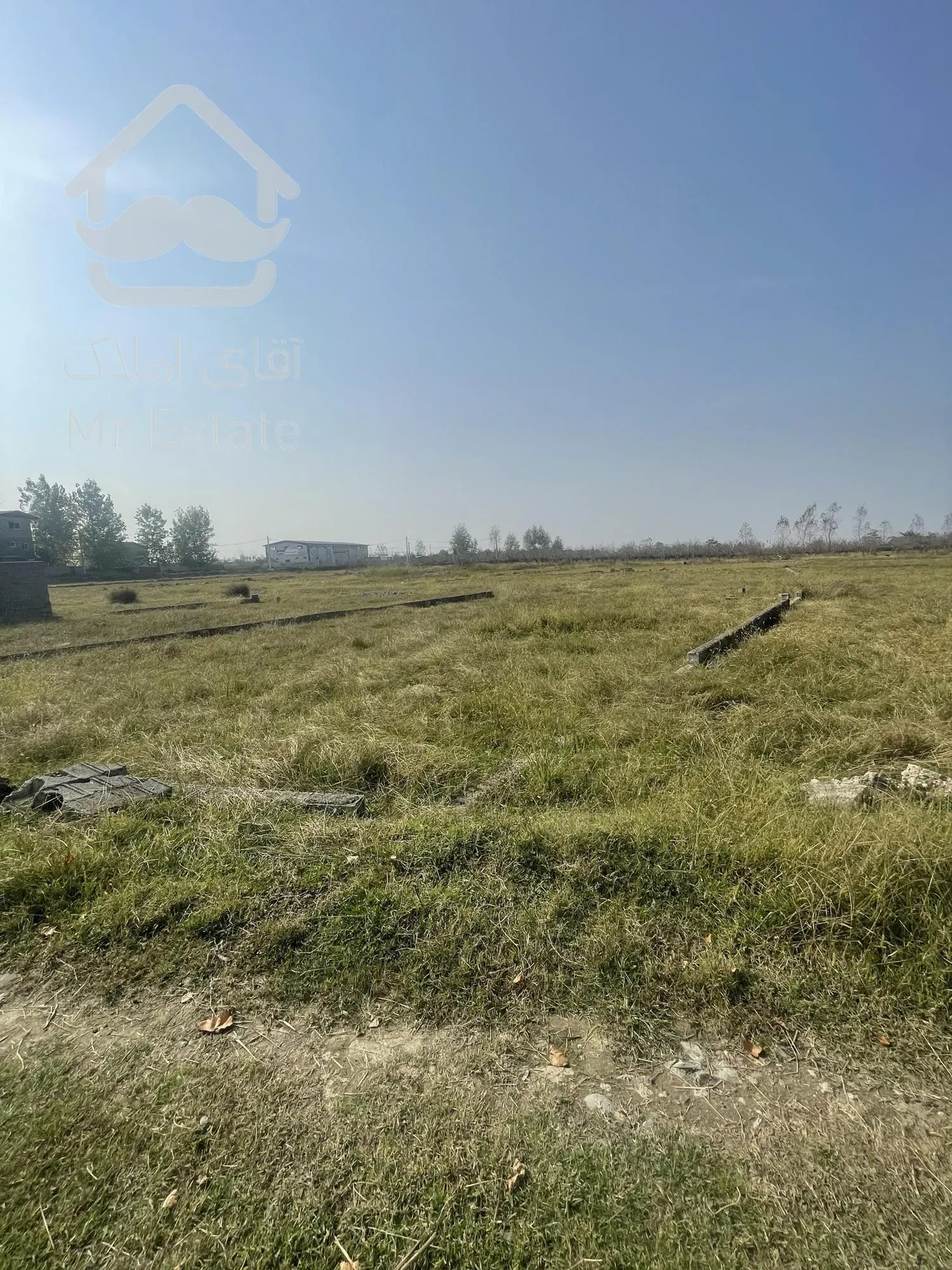 ۲۲۰ متر زمین داخل بافت