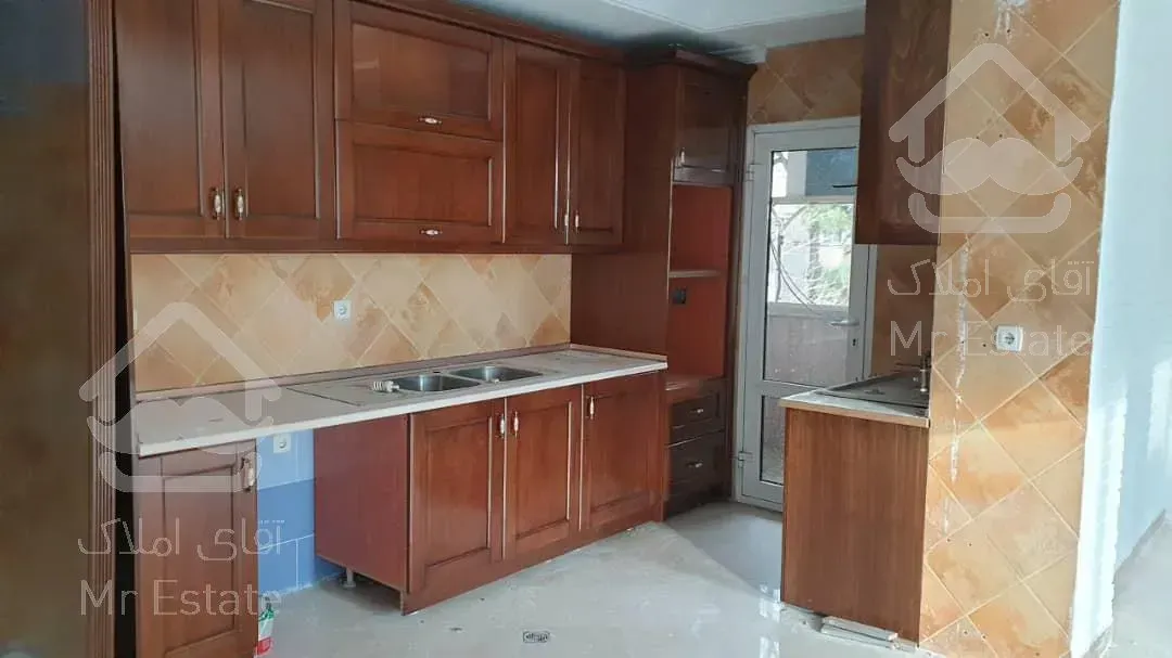 دیباجی جنوبی 110 متر طبقه دوم