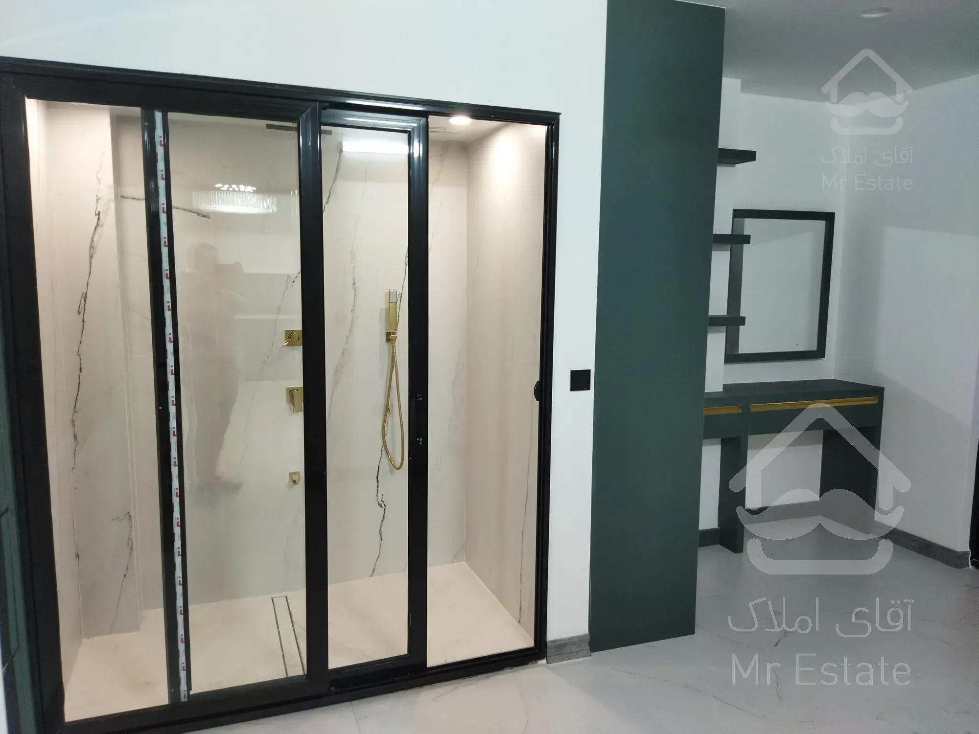 فروش یک باب آپارتمان دو واحدی تفکیکی/فوق لوکس