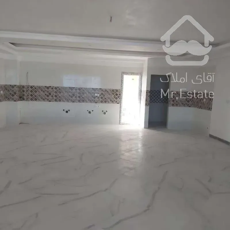 آپارتمان 170 متری_نوساز_بسیارشیک وتمیز_جمهوری