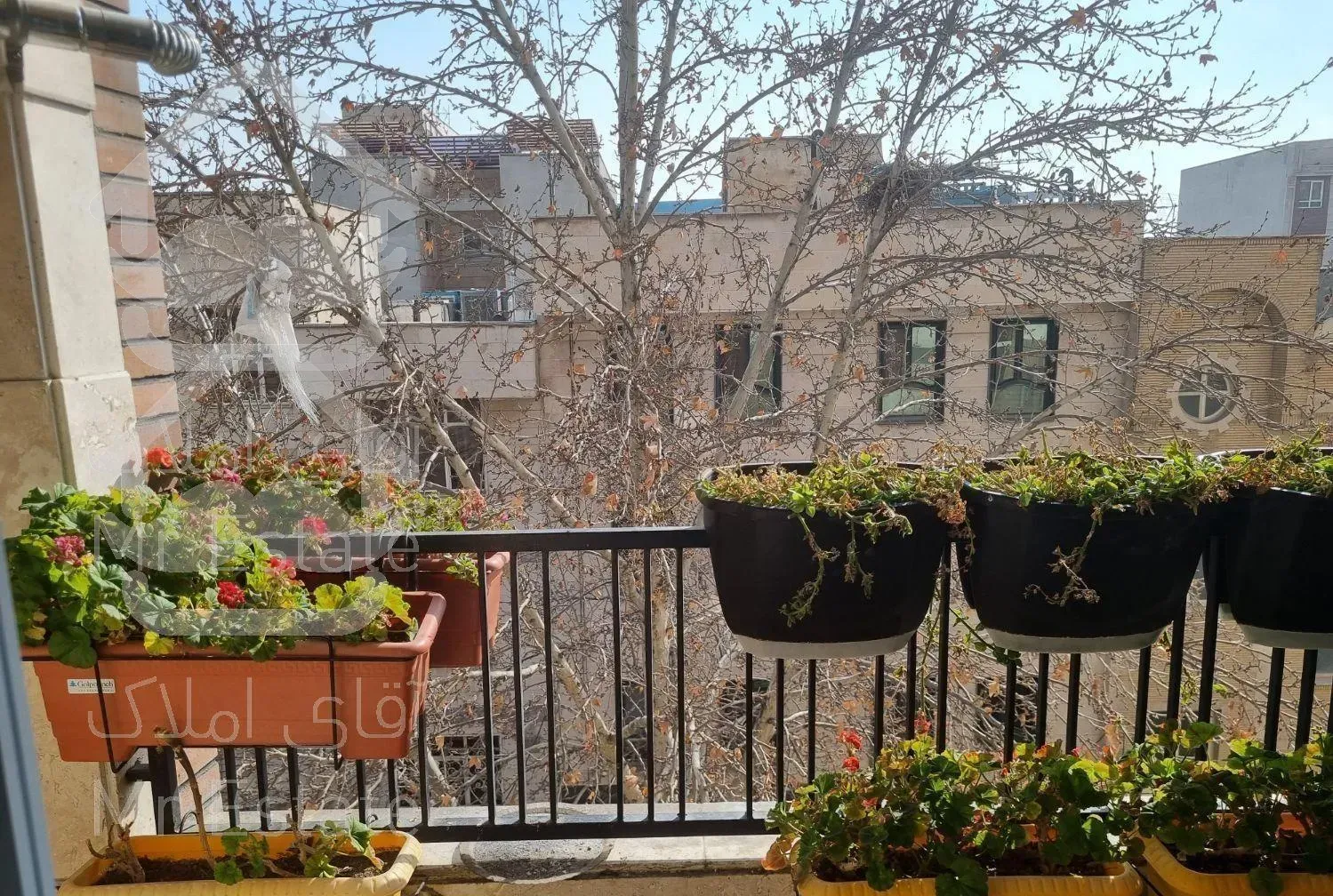 سعادت آباد 77متر2خوابه میدان سرو