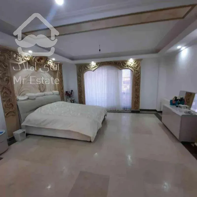 ویلا 610 متر استخر دارتریبلکس چهارصد دستگاه