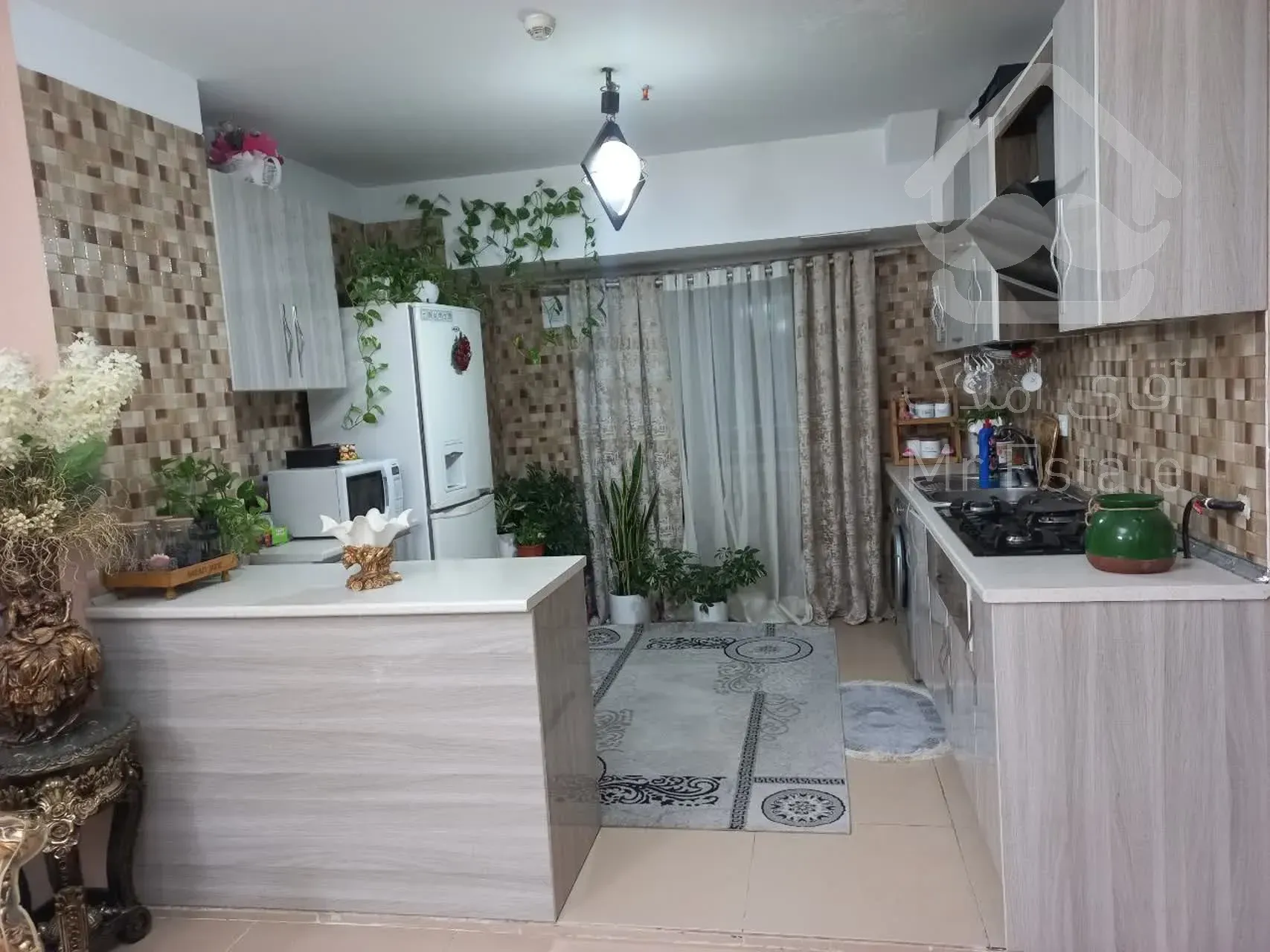 اجاره آپارتمان 2 خواب 80 متر دریاچه چیتگر ویو باز