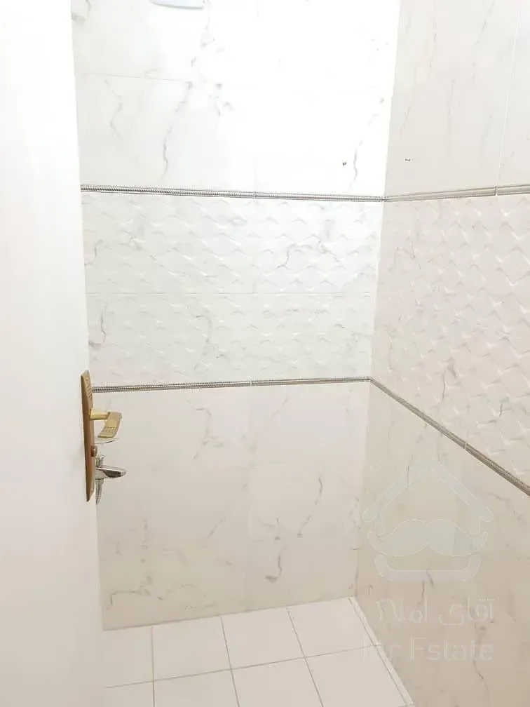 ۵۰ متری فول بازسازی و تمیز و غرق در نور