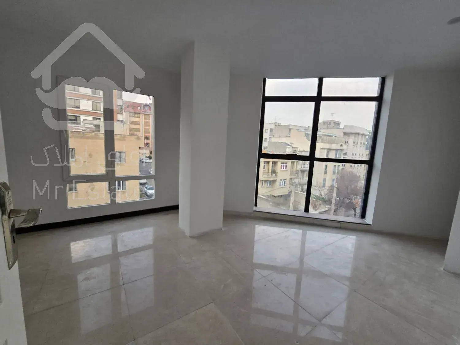 145متر سعادت آباد * دونبش*سرتاسرپنجره *۵ساله*