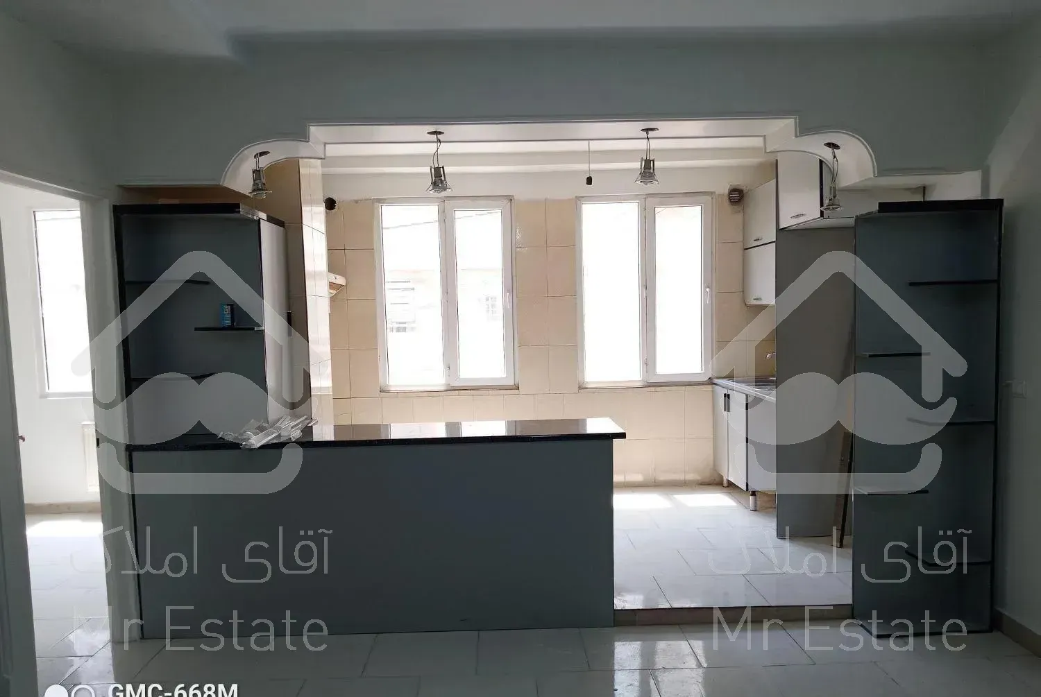 ۶۵ فول غرق نور ارزنده خوش طرح / تهرانسر شهرک آزادی