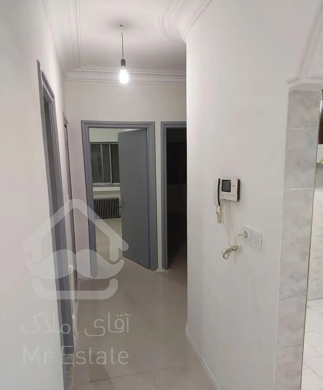 طبقه دوم ۸۳متری بهترین منطقه خورشیدکلا معراج ۱۷