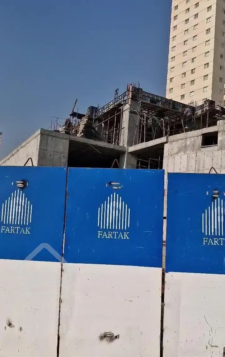 آپارتمان۱۸۰متر نزدیک تحویل اقساط الهیه غرب شمالی