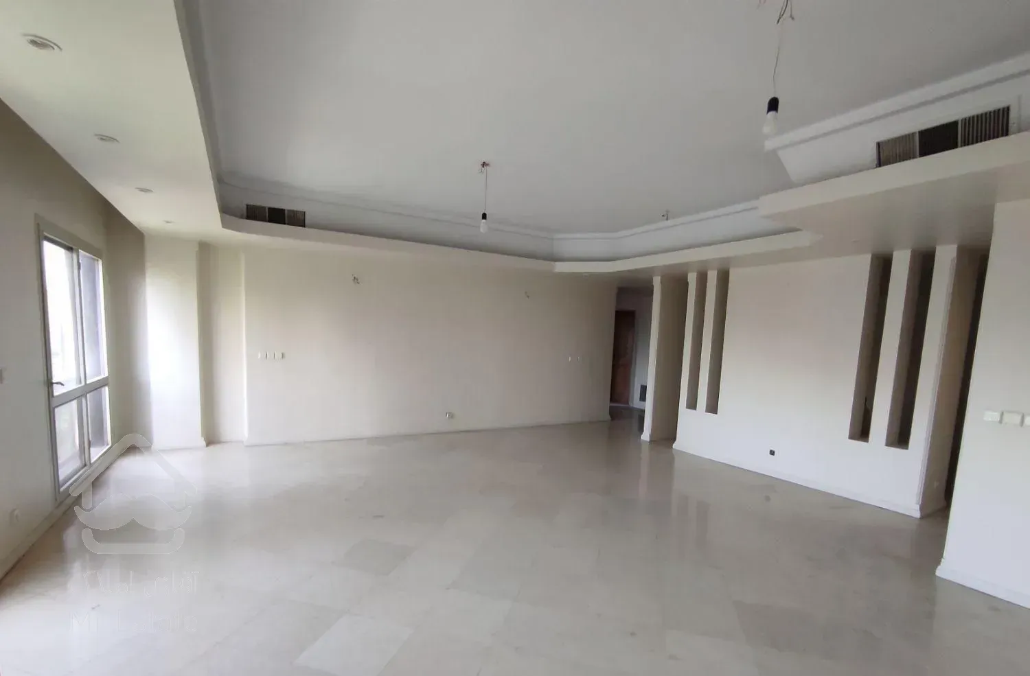 آپارتمان175متر آجودانیه/سه خواب