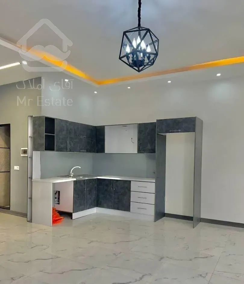 همکف۱۷۰متری مدرن یکتیپ کنار هم