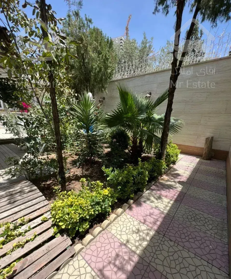 ویلایی ۴۰۰ متر خوش منظره منطقه۲۲