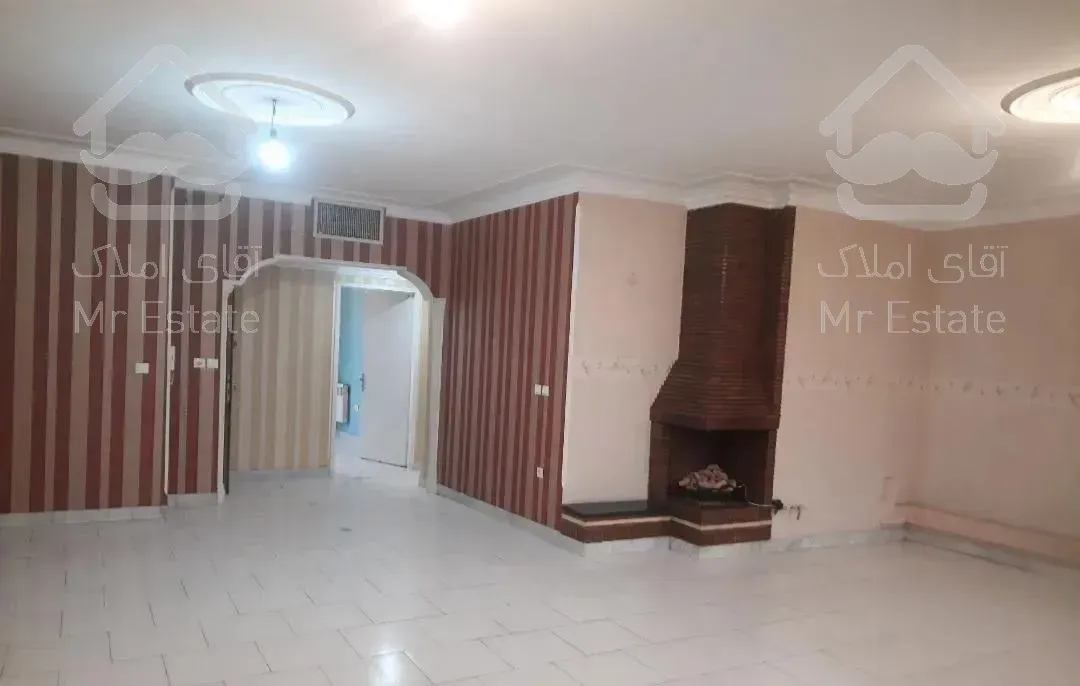 ۱۲۵ متر دو خواب / تک واحدی / خوش نقشه / تاپ لوکیشن